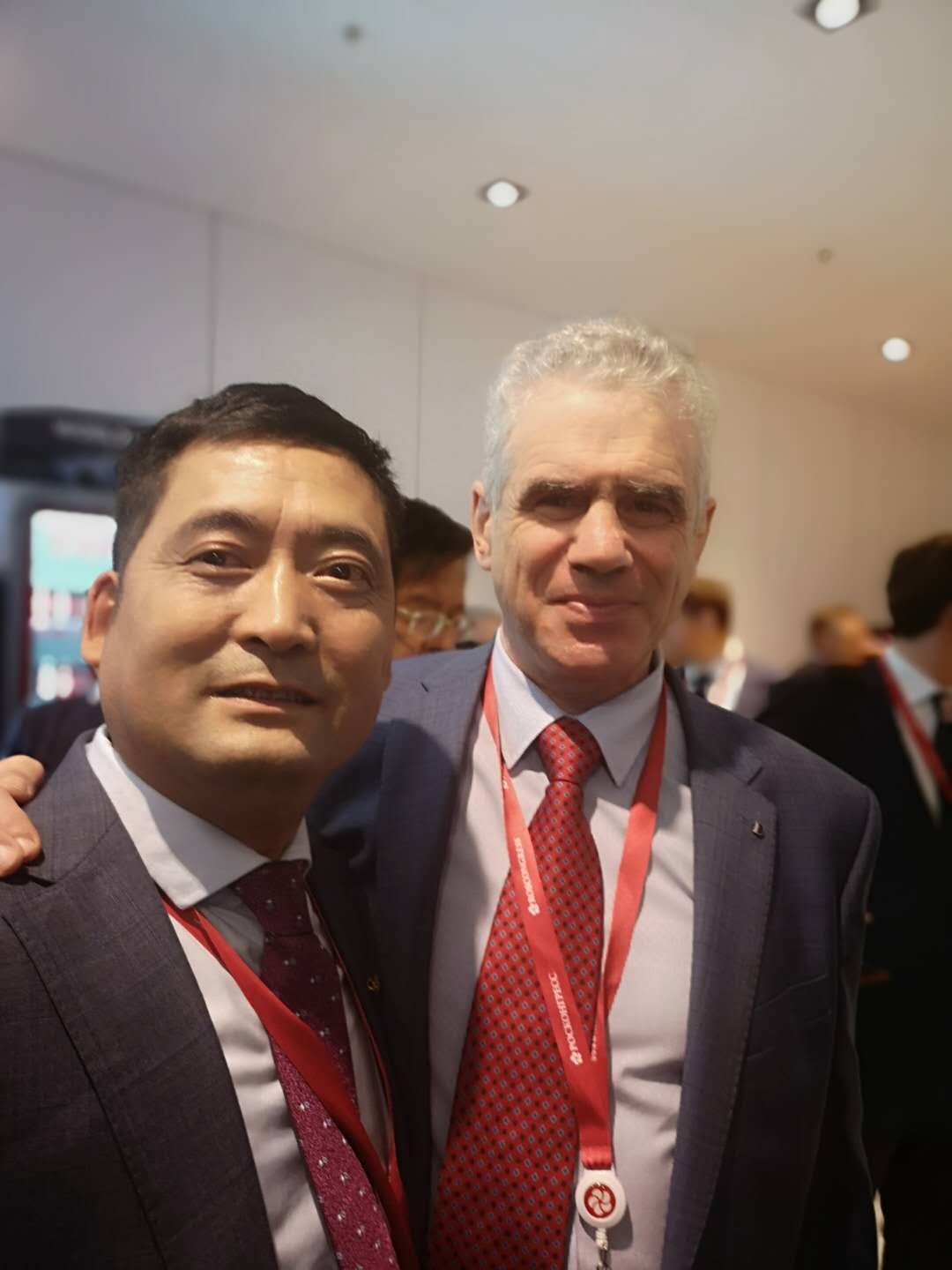 1560328838592708.jpg 俄羅斯聯(lián)邦經(jīng)濟(jì)發(fā)展部副部長弗拉基米爾爾薩斯.jpg